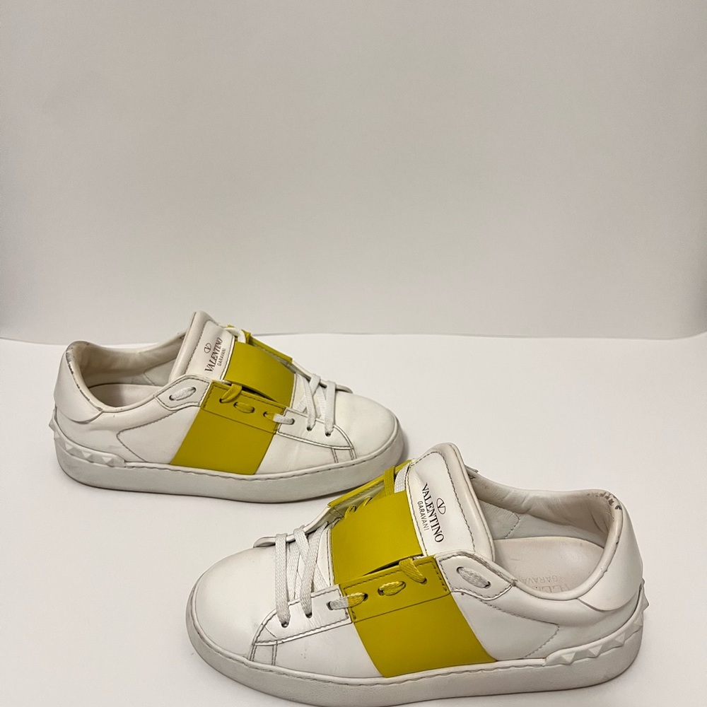 Valentino Garavani white sneakers with neon green line